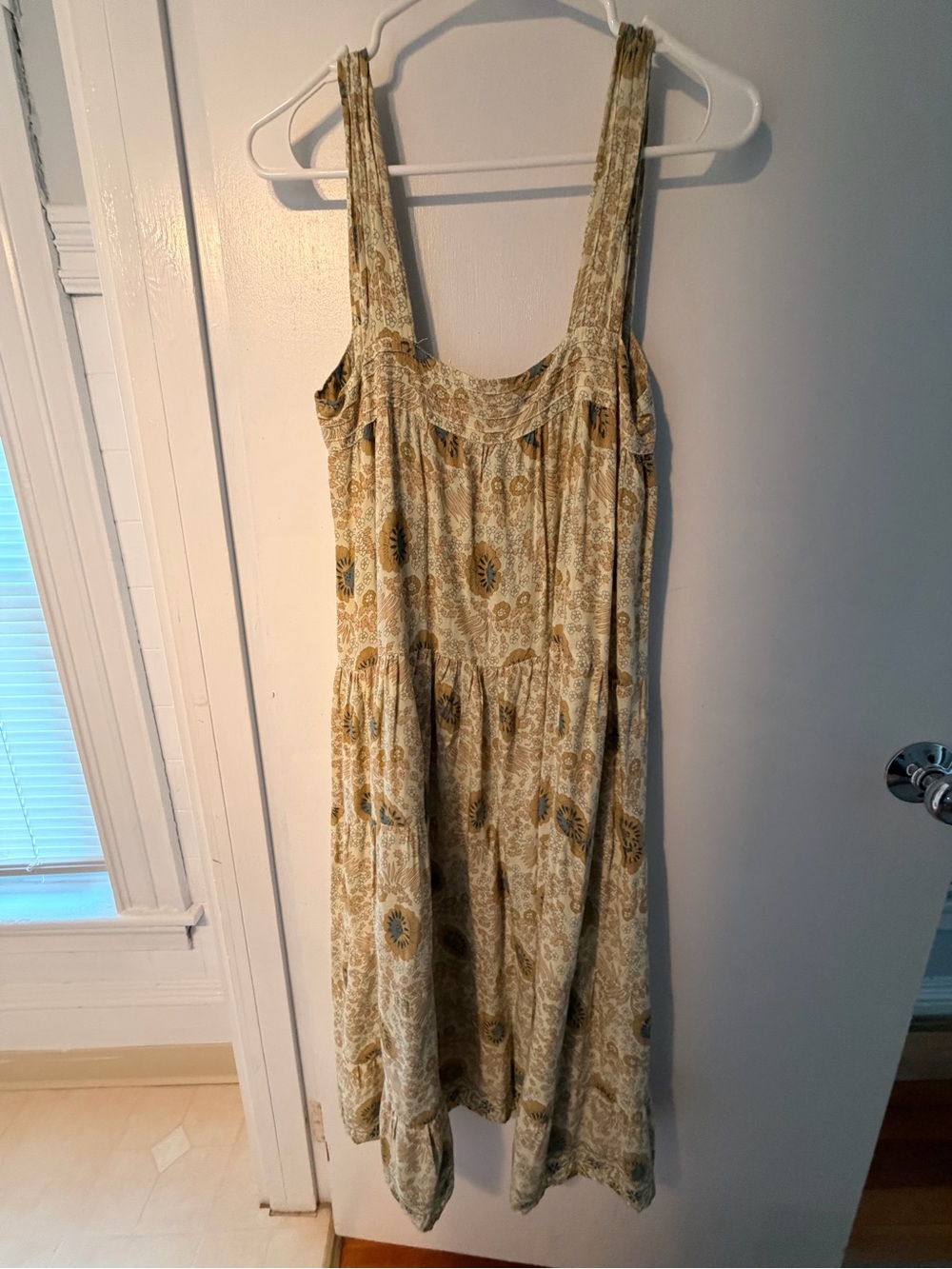 Natalie Martin Sleeveless Vintage Flower Sand Midi Dress